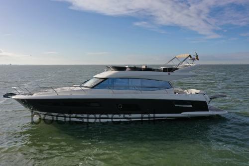 Prestige 560 Flybridge specificaties 
